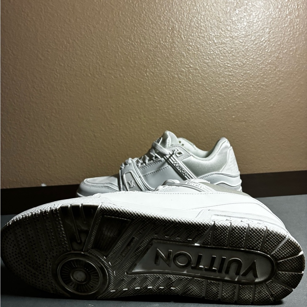 Louis Vuitton White Sneakers - Picture 4 of 6